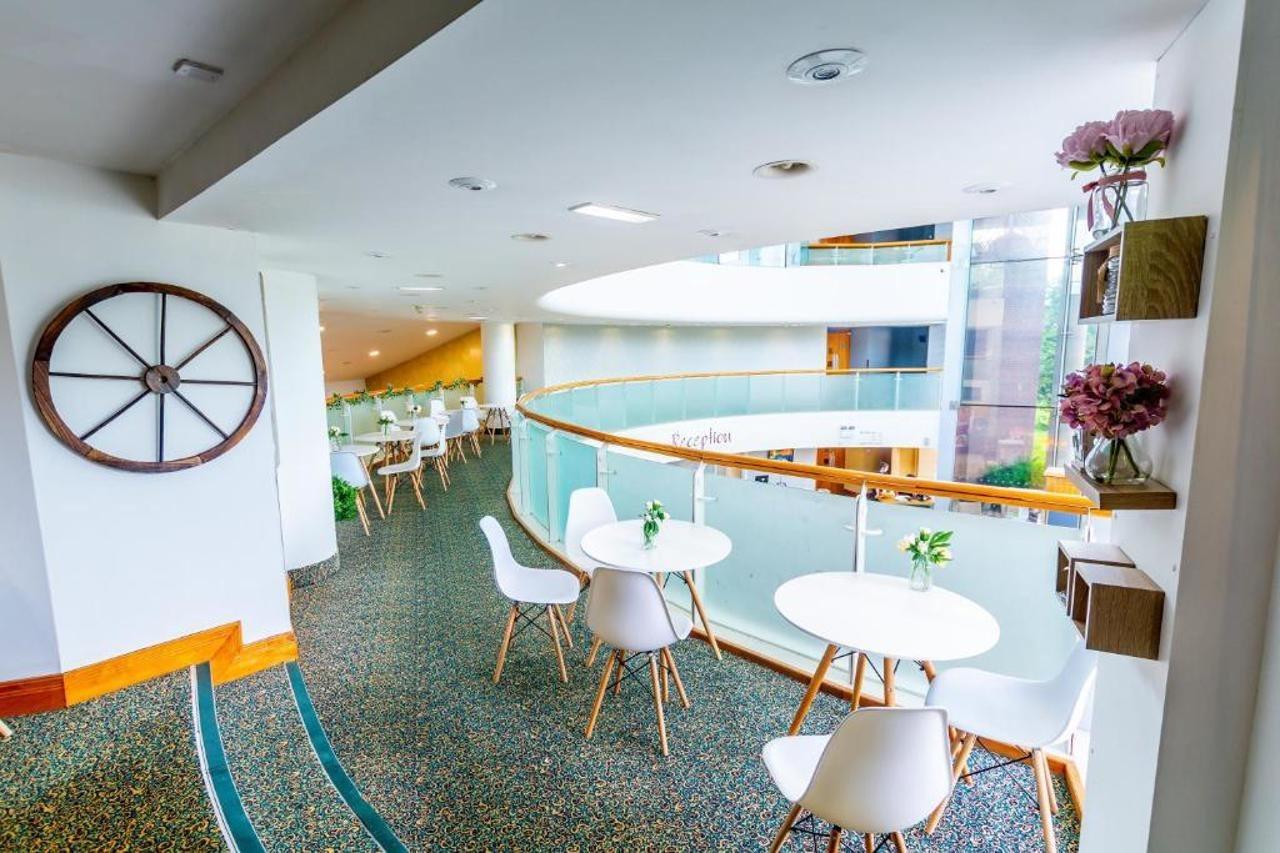 Britannia Daresbury Park Hotel & Spa Warrington Bagian luar foto