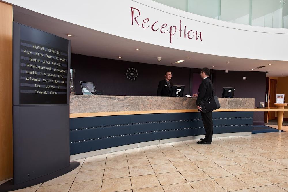 Britannia Daresbury Park Hotel & Spa Warrington Bagian luar foto