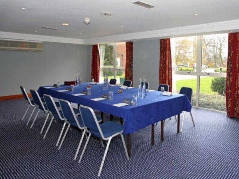 Britannia Daresbury Park Hotel & Spa Warrington Bagian luar foto